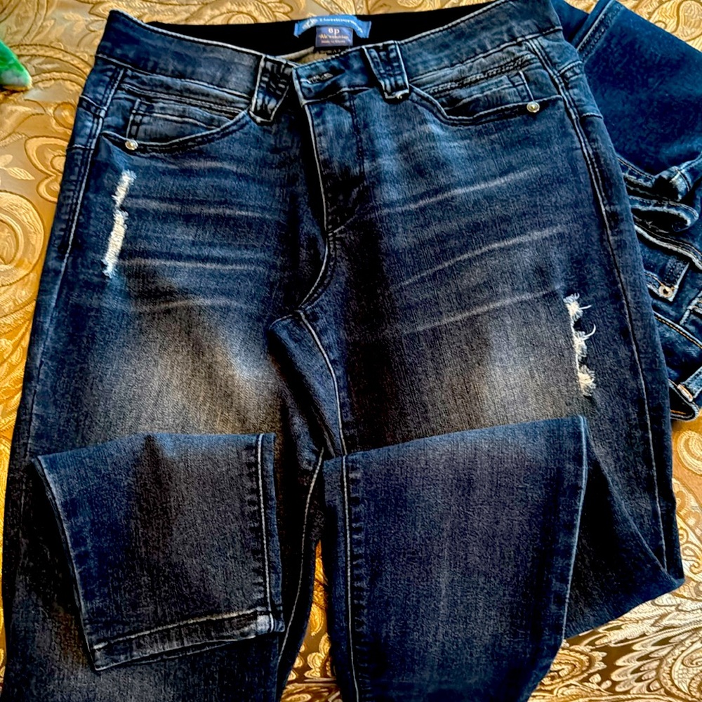 DEMOCRACY AB SOLUTION 6P NWOT HAVE BEEN WORN 2x Narrow straight leg to ankle